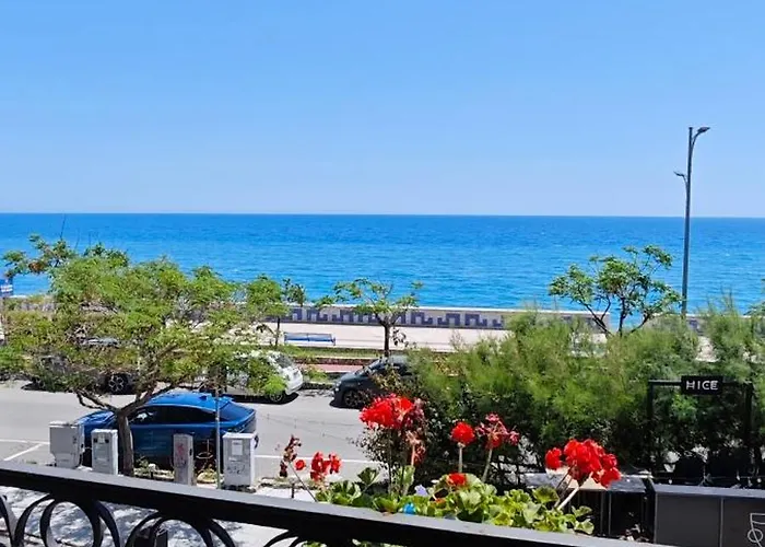 Hice Room Lungomare Fronte Mare